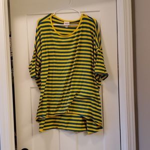 Lularoe top
